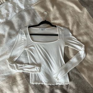 White Moa Moa crop top